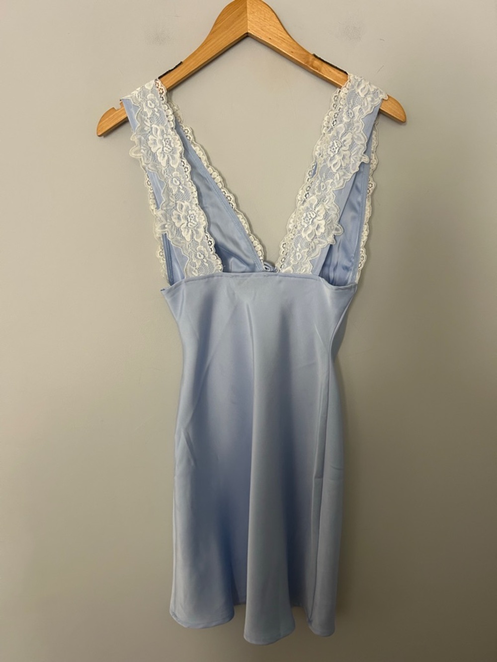 Princess Polly Light Blue Satin Lace-Trim Chemise Slip - Picture 6 of 6